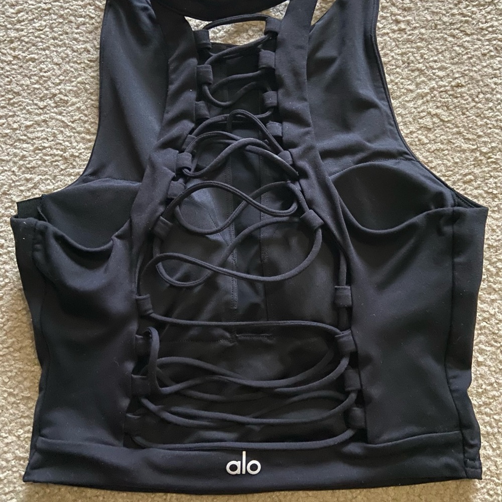 Alo black movement bra